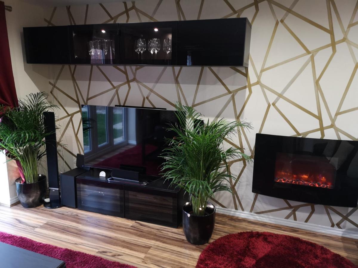 Nightingale Gardens - 4 Bed Detached House - Manchester公寓 外观 照片