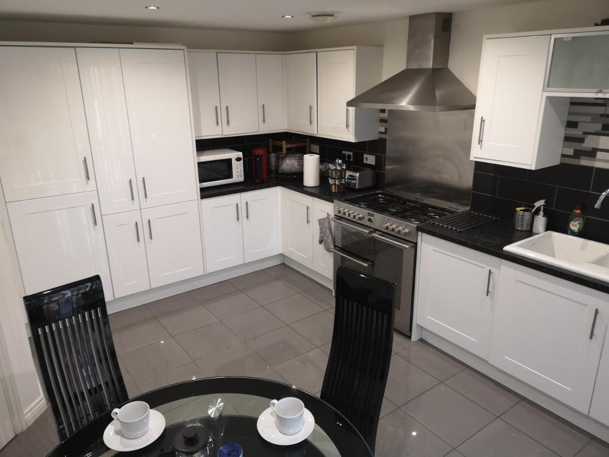 Nightingale Gardens - 4 Bed Detached House - Manchester公寓 外观 照片