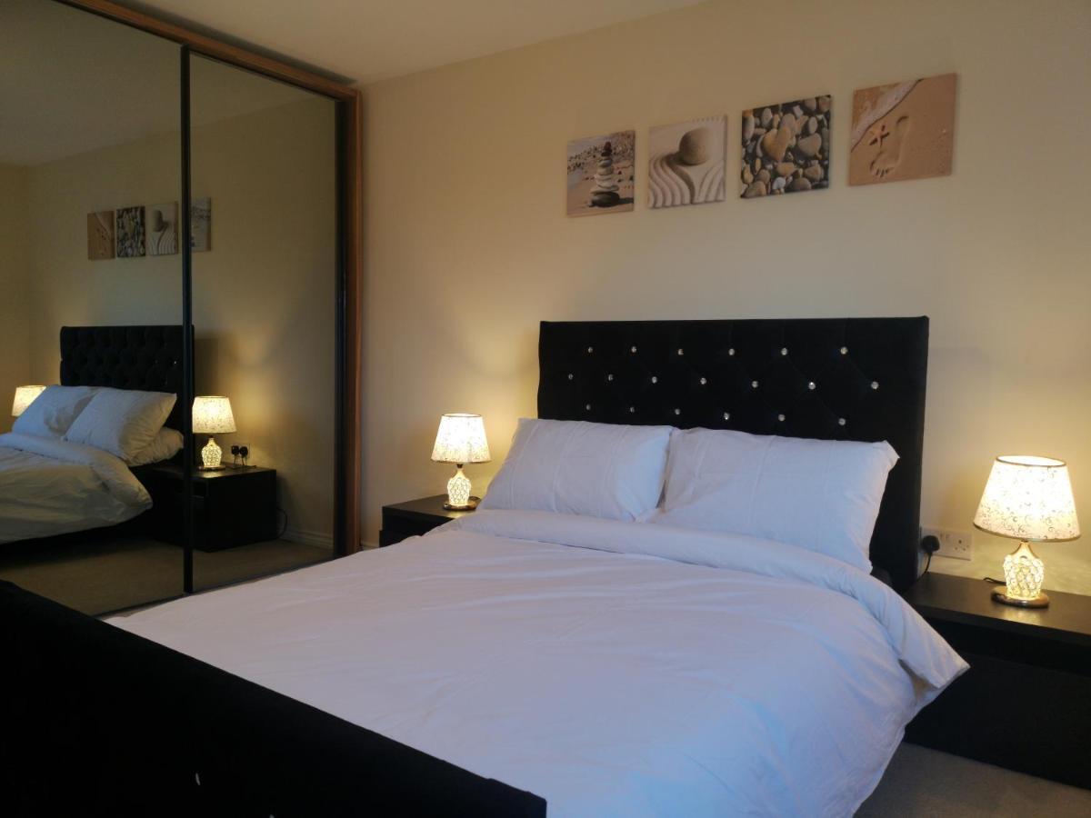 Nightingale Gardens - 4 Bed Detached House - Manchester公寓 外观 照片
